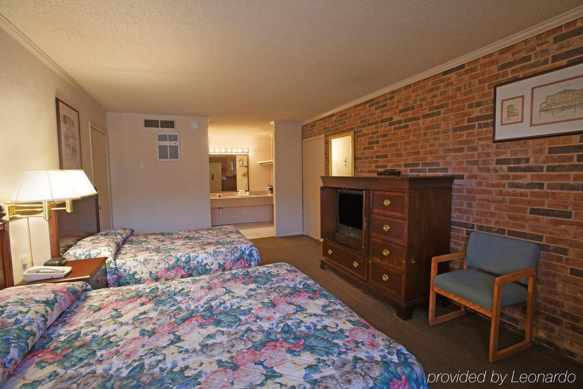 Americas Best Value Inn And Suites North Dallas Room photo